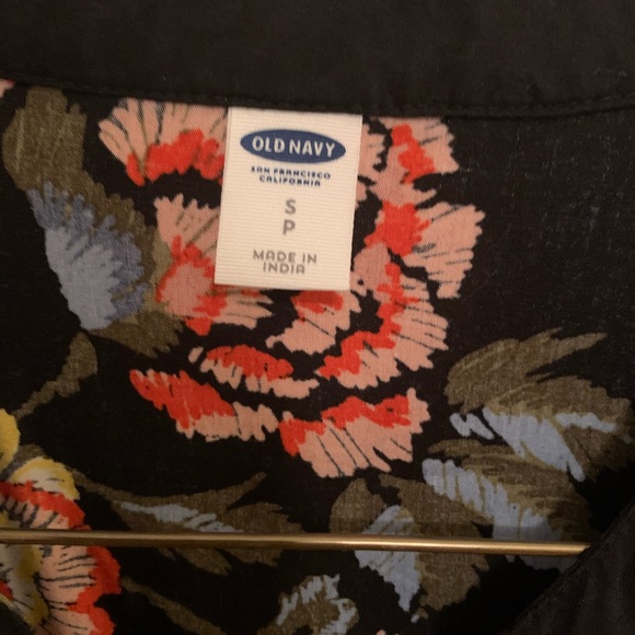 Old navy dress - Picture 3 of 4